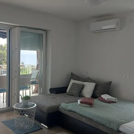 Apartment Modern And Cosy Ivana With A Beautiful Seaview